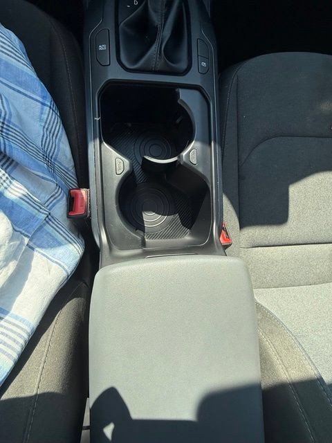 Used 2025 Kia K4 FWD image 14