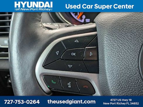 Used 2019 Jeep Grand Cherokee Overland AWD/4WD image 37