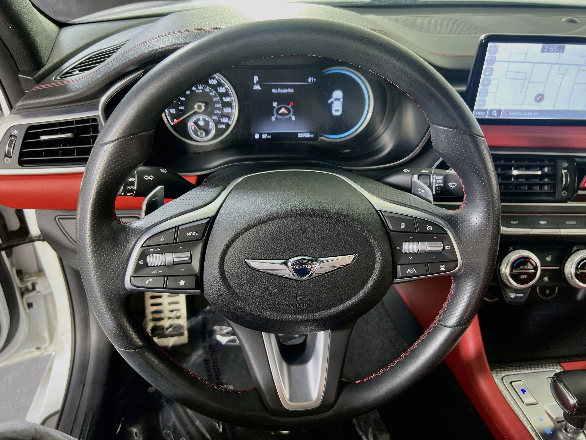 Used 2023 Genesis G70 2.0T w/ Sport Prestige Package AWD/4WD image 11