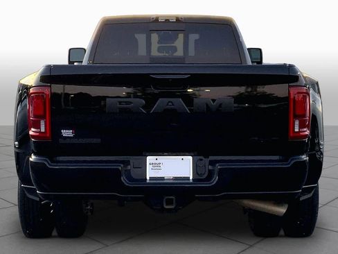 Used 2026 RAM 3500 Laramie AWD/4WD image 5