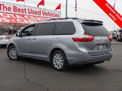 Certified 2017 Toyota Sienna Limited image 11