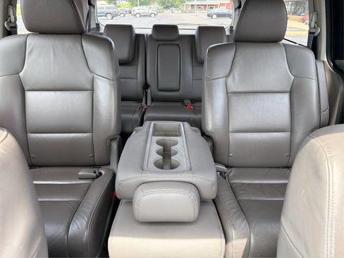 Used 2013 Honda Odyssey Touring Elite image 33