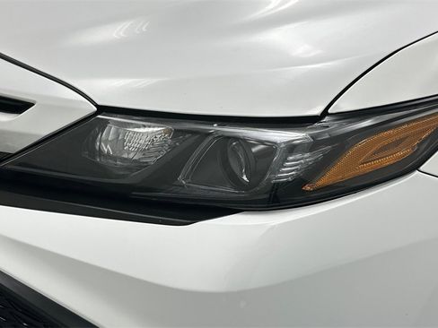 Used 2023 Toyota Camry SE image 22