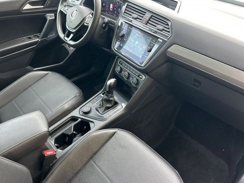 Used 2020 Volkswagen Tiguan SEL image 13