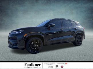 Used 2025 Volkswagen Tiguan SE R-Line video 1