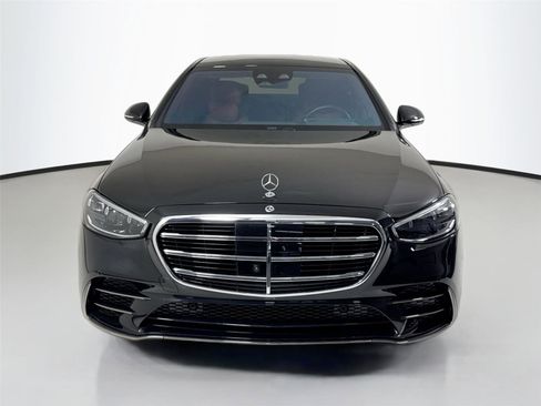 Used 2024 Mercedes-Benz S 580 4MATIC Sedan image 11