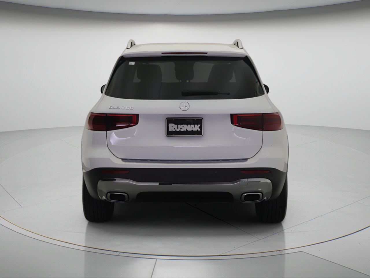 New 2026 Mercedes-Benz GLB 250 image 3