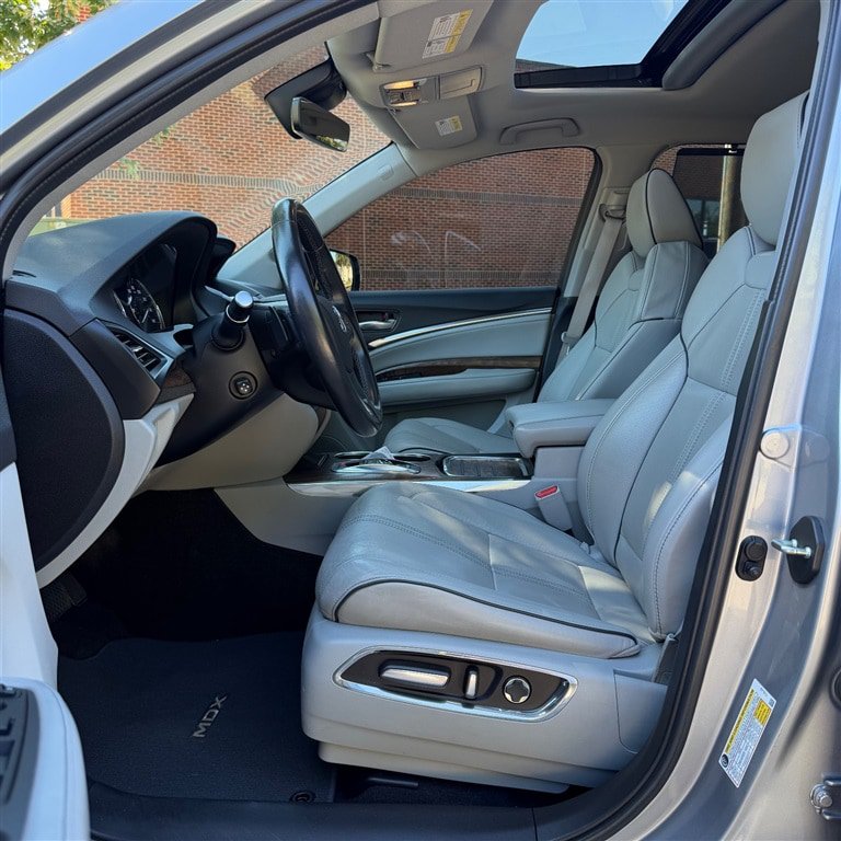 Used 2019 Acura MDX w/ Advance Package AWD/4WD image 11
