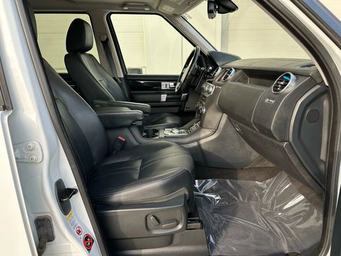 Used 2014 Land Rover LR4 HSE image 15
