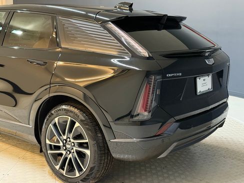 New 2026 Cadillac Optiq Sport 1 AWD/4WD image 24