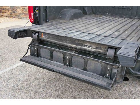 Used 2022 GMC Sierra 2500 AT4 w/ Snow Plow Prep/Camper Package image 27