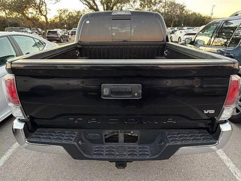 Certified 2023 Toyota Tacoma TRD Off-Road image 6