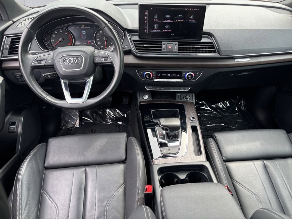 Used 2023 Audi Q5 2.0T Premium w/ Convenience Package AWD/4WD image 16