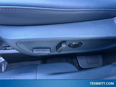 Certified 2025 Ford Maverick Lariat w/ 4K Tow Package image 43