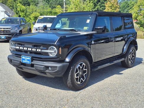 Used 2022 Ford Bronco Outer Banks image 1