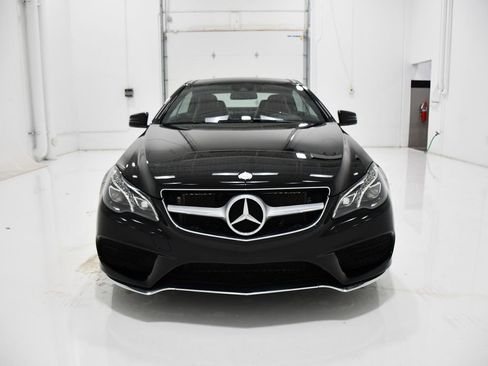 Used 2016 Mercedes-Benz E 400 4MATIC Coupe image 2