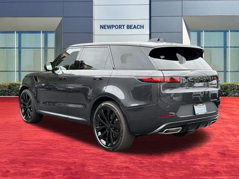 New 2026 Land Rover Range Rover Sport SE image 3