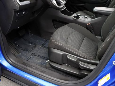 Certified 2024 GMC Terrain SLE image 23