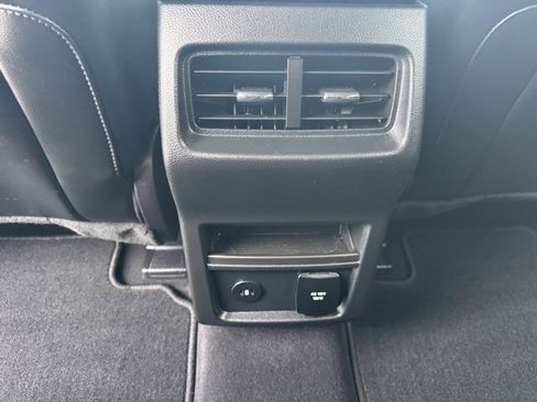 Used 2024 Ford Edge SEL w/ Convenience Package image 27