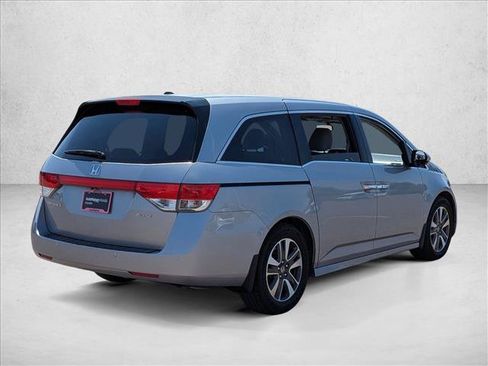 Used 2016 Honda Odyssey Touring Elite image 5