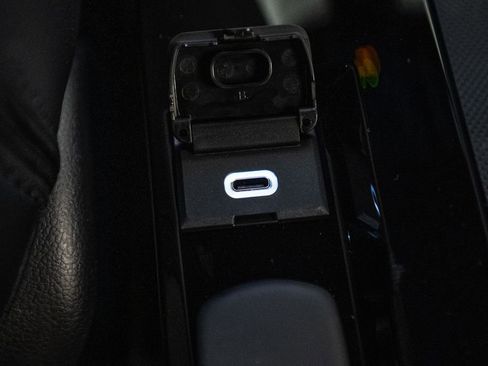 New 2025 Toyota Corolla Premium image 36