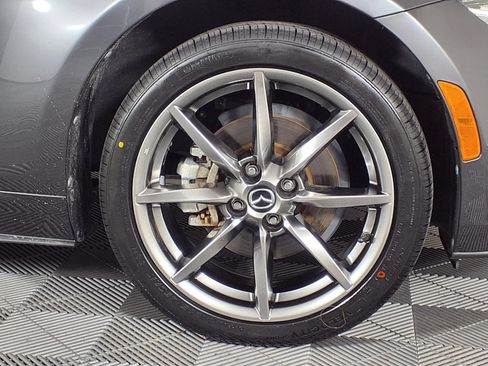 Used 2023 MAZDA MX-5 Miata Grand Touring RWD image 32