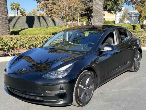 Used 2022 Tesla Model 3 image 19