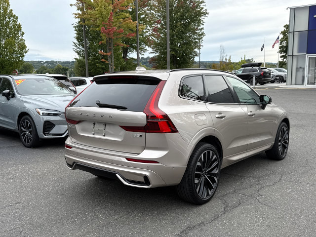 Certified 2026 Volvo XC60 B5 Ultra AWD/4WD image 4