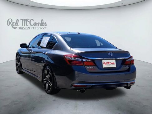 Used 2016 Honda Accord Touring image 3