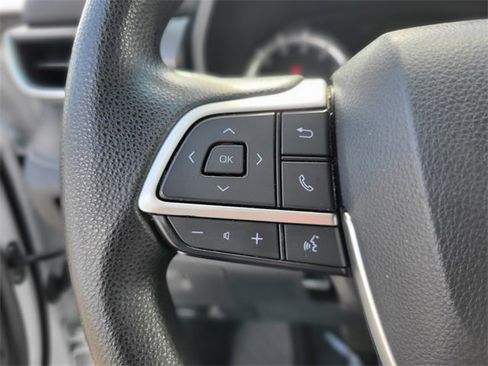 Used 2022 Toyota Highlander L image 22