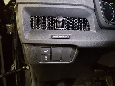 Used 2025 Honda CR-V Sport-L image 17