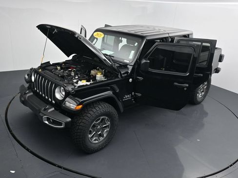 Used 2021 Jeep Gladiator Overland AWD/4WD image 40