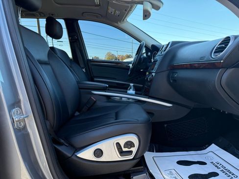 Used 2012 Mercedes-Benz GL 450 4MATIC image 31