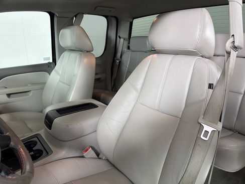 Used 2011 Chevrolet Silverado 1500 LTZ w/ LTZ Plus Package AWD/4WD image 11