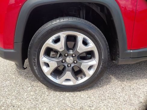 Used 2018 Jeep Compass Limited AWD/4WD image 21