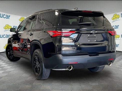 Used 2023 Chevrolet Traverse LT w/ Midnight/Sport Edition AWD/4WD image 4