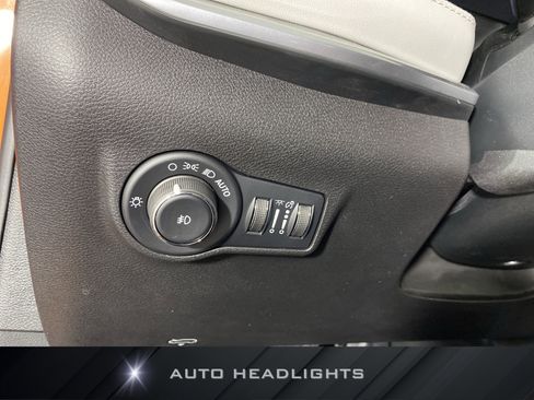 New 2026 Jeep Compass Limited image 22