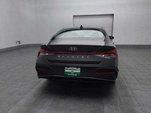 Used 2024 Hyundai Elantra SEL image 7