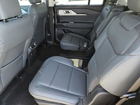 New 2026 Ford Explorer Active w/ Active Comfort Package image 28