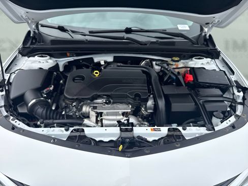 Used 2022 Chevrolet Malibu LT FWD image 17