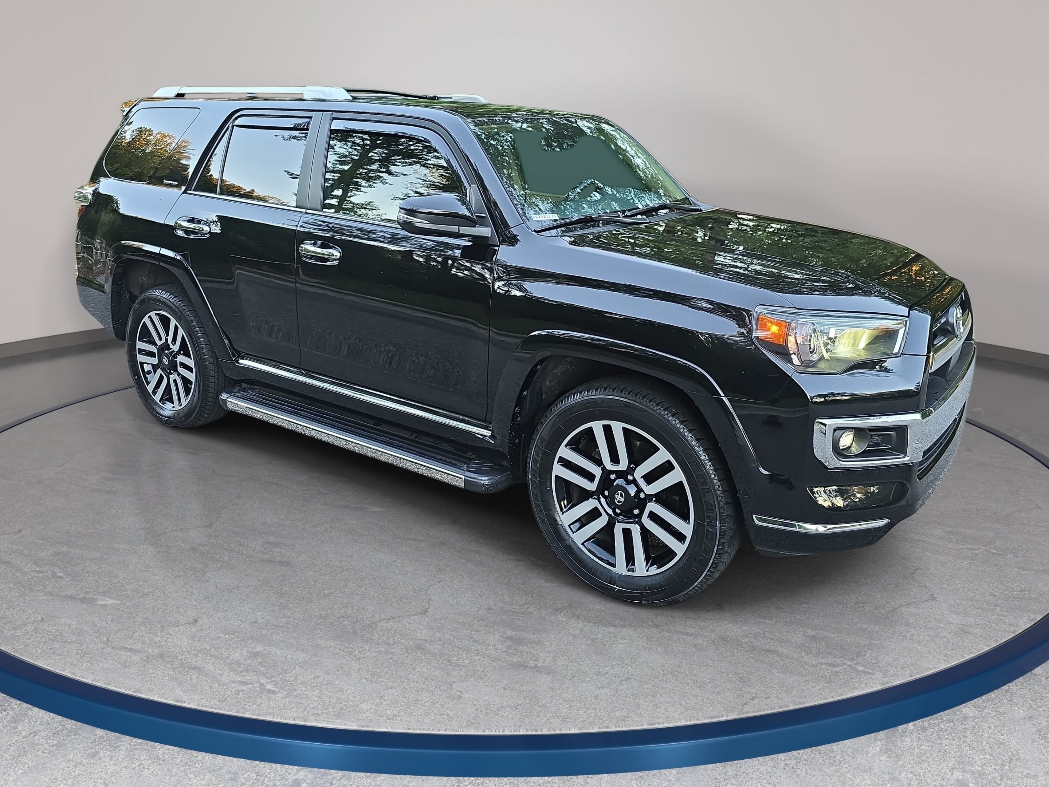 Used 2024 Toyota 4Runner Limited AWD/4WD image 3