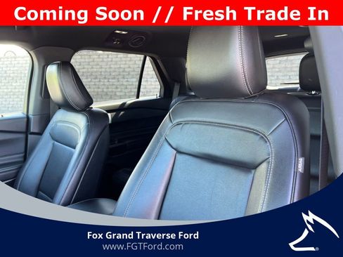 Certified 2020 Ford Explorer XLT w/ Equipment Group 202A AWD/4WD image 9