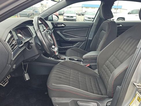Used 2020 Volkswagen Jetta GLI image 3