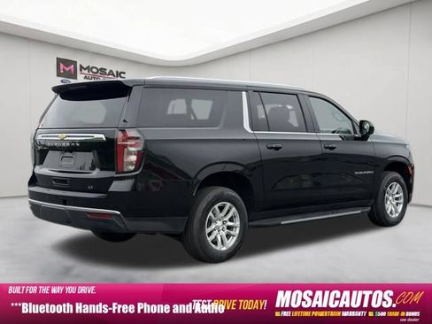 Used 2024 Chevrolet Suburban LT AWD/4WD image 7