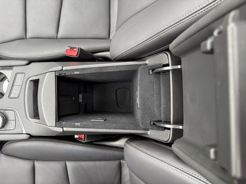 Used 2024 Cadillac XT5 Premium Luxury w/ LPO, Floor Liner Package AWD/4WD image 33