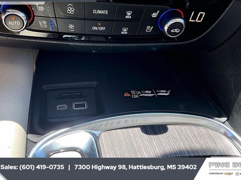 Used 2023 Buick Enclave Avenir w/ Avenir Technology Package AWD/4WD image 26