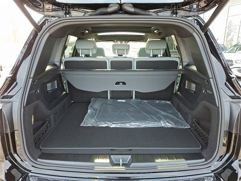 New 2026 Mercedes-Benz GLB 250 4MATIC image 23