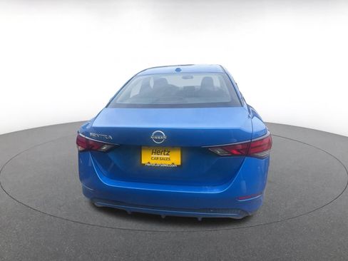 Used 2025 Nissan Sentra SV FWD image 5