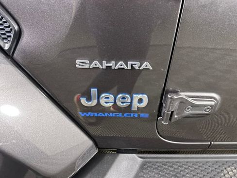 Used 2023 Jeep Wrangler Unlimited Sahara image 10