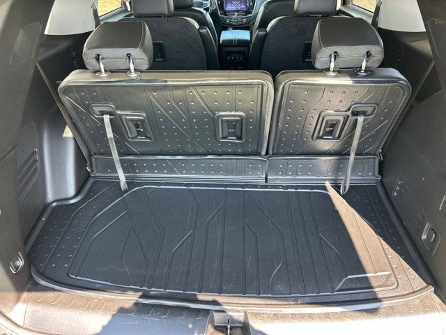 Used 2021 Chevrolet Traverse Premier w/ Redline Edition AWD/4WD image 48